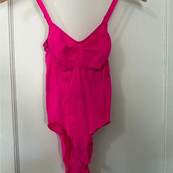 SKIMS Vibrant Pink Shapewear Bodysuit - Picture 1 of 2